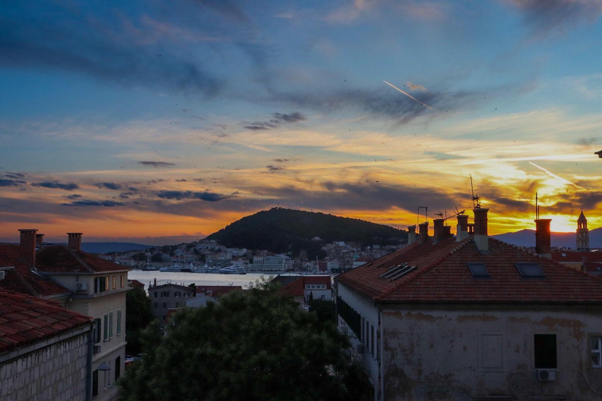 City Center Sunset Penthouse Сплит Екстериор снимка