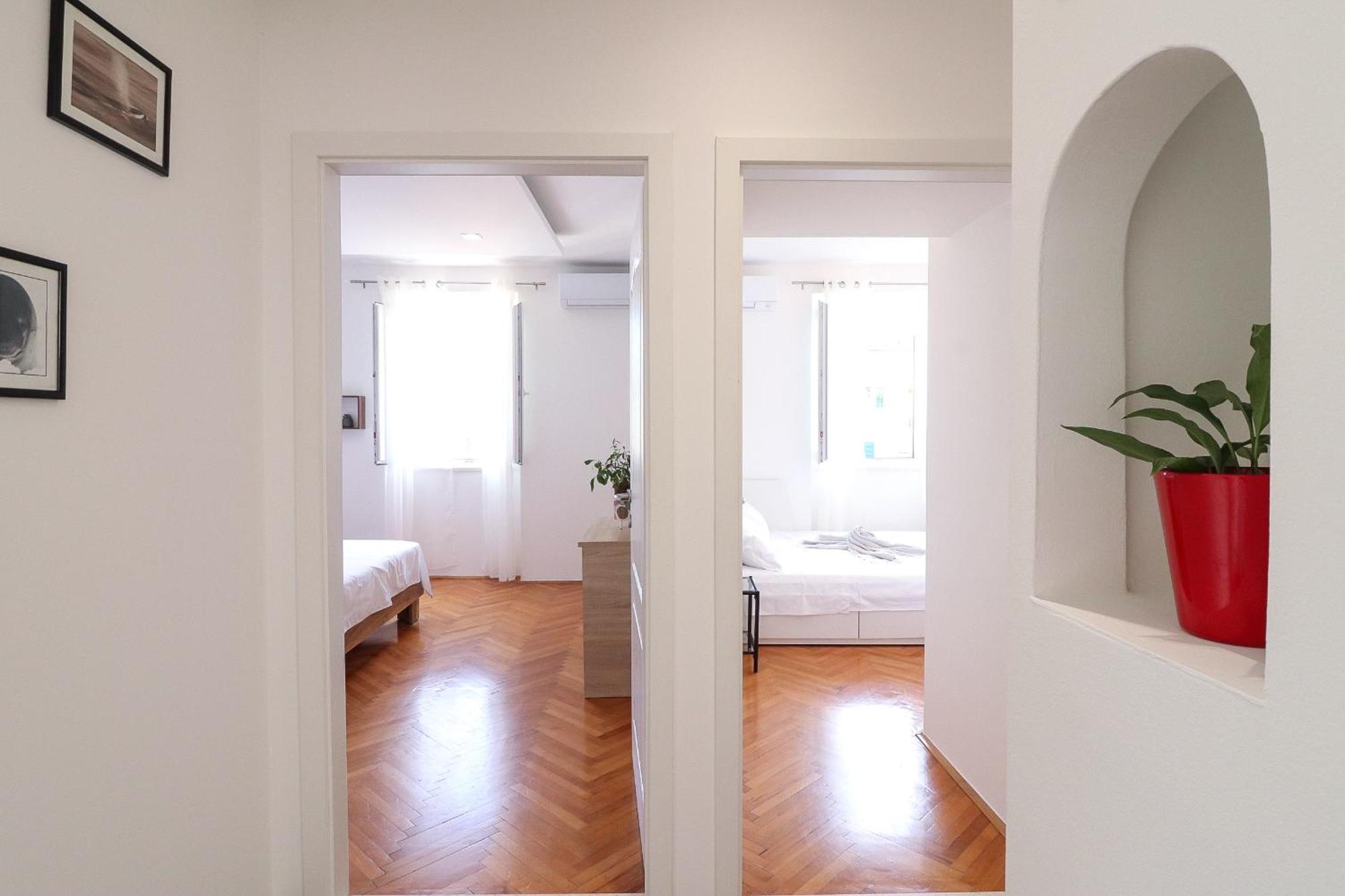 City Center Sunset Penthouse Сплит Екстериор снимка